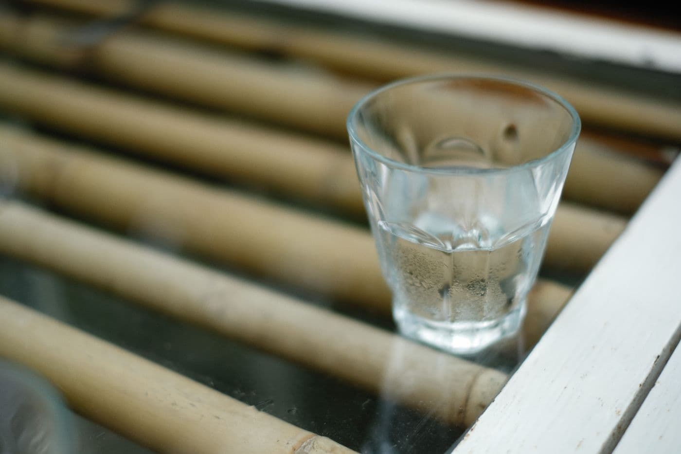 A clear glass of clean water